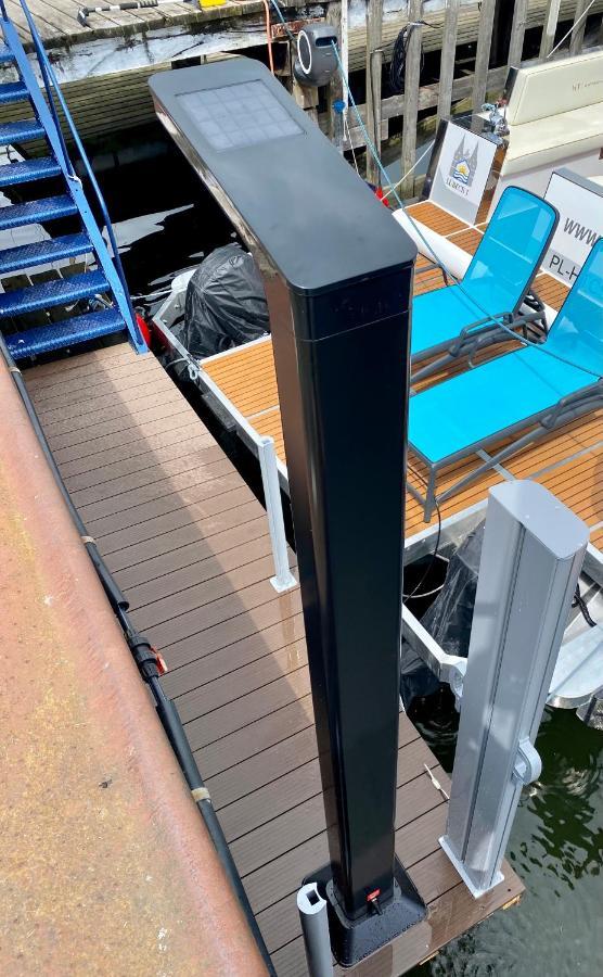 מלון Hausboot Mit Traumlage In Luebeck-Travemuende מראה חיצוני תמונה